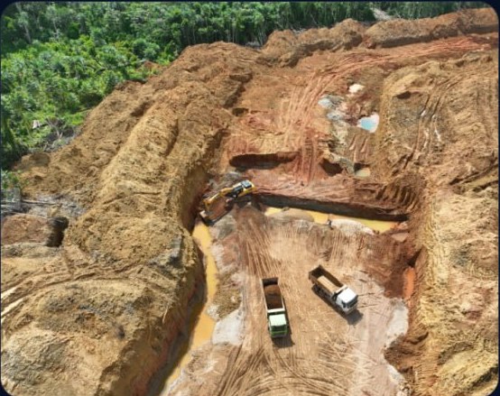Gullgruvedriften til Minerales San Hilario — Madre de Dios, Peru